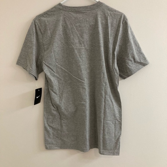Nike Tee T Shirt Mens Small Gray Game Over Name Short Sleeve Basketball NWT - Picture 4 of 4